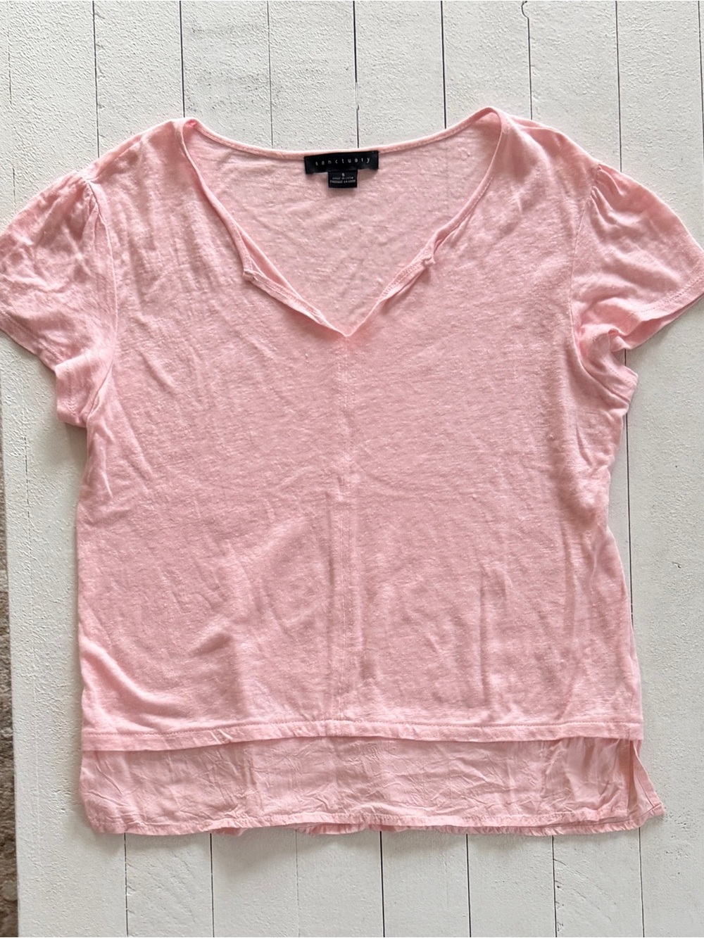 Sanctuary Uptown Tiered Hem Linen SS V Neck Tee | Pink | XS
